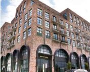 Lightbox bij Showfield in Brooklyn